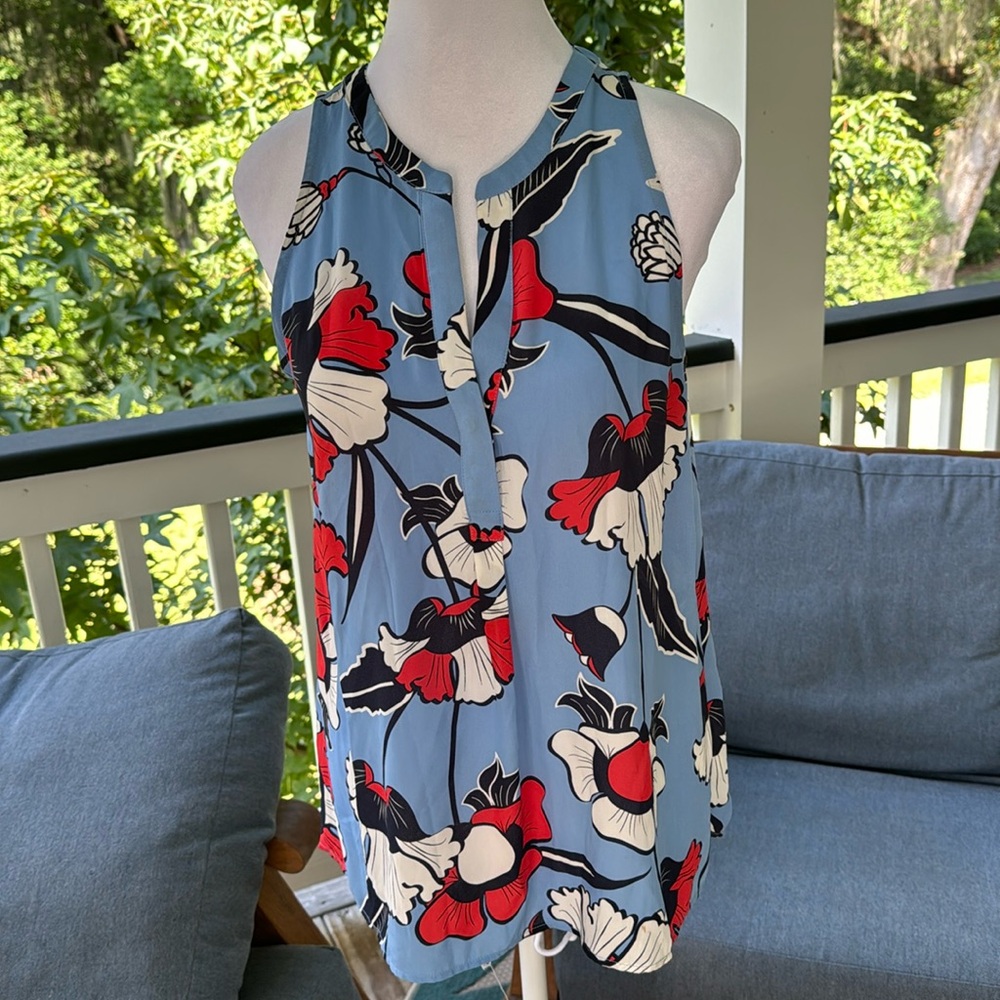 Dalia sleeveless top. Beautiful blue - Picture 1 of 5
